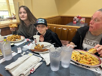 20240511a Bourland Burnham Campbell Dinner Big Boy Michigan