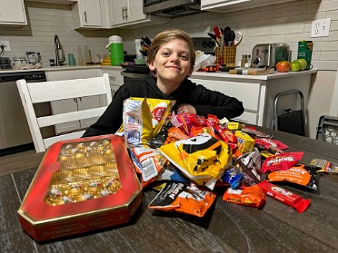 20241031d Bourland Burnham Campbell Holiday Halloween Trick Or Treating Michigan