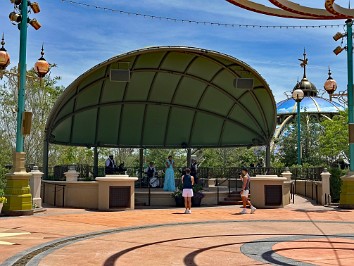 20250421ah Burnham Trip Epic Universe Celestial Park Bandshell Florida