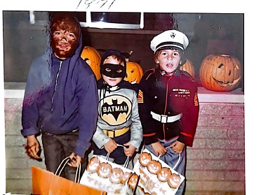 19711031b Belan Burnham Holiday Halloween
