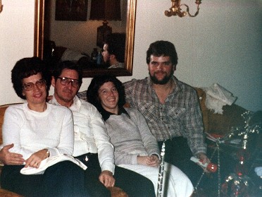 19811225b Boblenz Holiday Christmas Sterling Heights Michigan