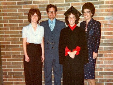 19820601b Boblenz Burnham School College Graduation June Vicki Walsh College Troy Michigan