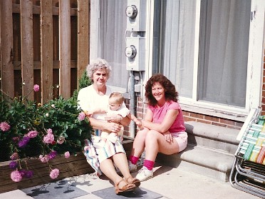 19870510a Burnham Holiday Mother's Day Park Place Condominiums Sterling Heights Michigan