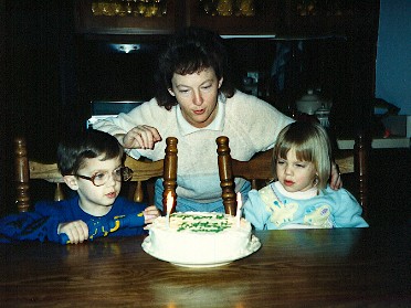 19900120a Burnham Cove Birthday Party Dan 5th Jamie 3rd