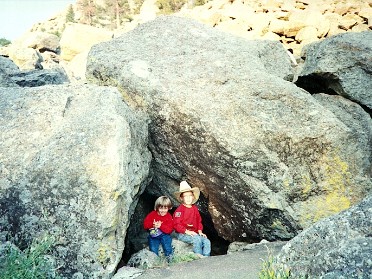19900811a Burnham Trip Western Devil's Tower Wyoming