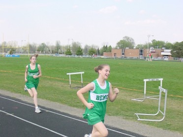 20010502a Boblenz Burnham School Sports Jamie First Track Meet Of 8th Grade