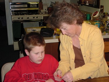 20031219f Burnham Holiday Church AWANA Sparks Christmas Party Craft the Second