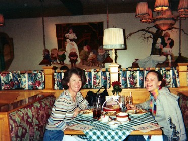 20040116a Burnham Trip Mother Daughter Hotel Frankenmuth Michigan
