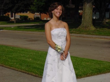 20050605e Belan Boblenz Burnham Campbell Mantey Szandzik High School Dance Jamie Prom Michigan
