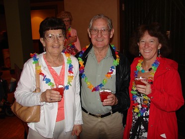20071109a Boblenz Burnham Trip Wedding Anniversary Luau 50th SeaWorld Florida
