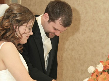 20080524t Burnham Campbell Trip Wedding Jamie Josh Formals - Cake Michigan