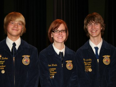 20090419a Boblenz Mantey Woods High School Joel Chelsea Senior Year FFA Banquet