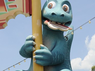 20100619e Burnham Trip Disney Animal Kingdom Saturday Chester And Hester's Dino-Rama Florida