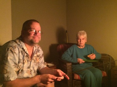 20150412a Burnham Trip Irene Lakeridge Winery To S'Mores House Yard Mystery Circle Davenport Florida