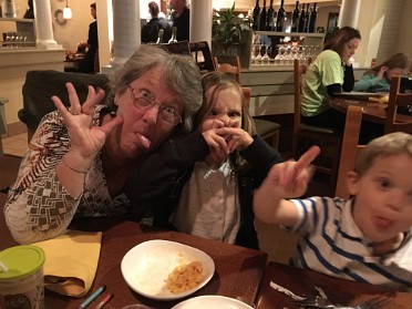 20161103a Bourland Burnham Campbell Trip Last Supper Olive Garden Michigan
