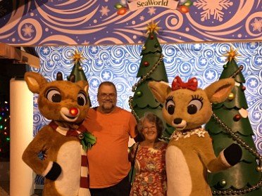 20161218a Burnham Trip Holiday SeaWorld Christmas Florida