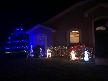 20211128a Burnham Holiday LIghts House On Mystery Circle Davenport Florida