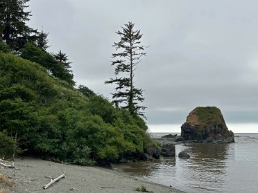 20230610w Burnham Trip Western US Grand Circle Tour Klamath River Mouth South Redwood National Park California