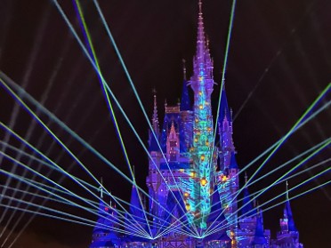 20231213a Burnham Trip Disney Magic Kingdom Holiday Decor Orlando Florida