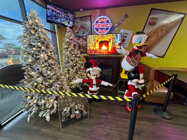 20241214a Burnham Dinner Giovanni's Holiday Christmas Davenport Florida