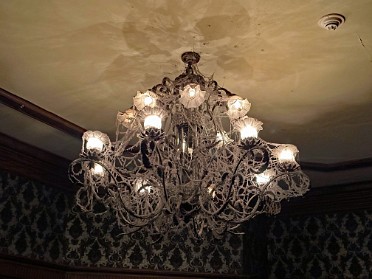 20241220e Burnham Trip Holiday Christmas Haunted Mansion Disney Magic Kingdom Florida