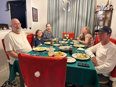 20241224b Burnham Campbell Trip Holiday Christmas Eve Dinner And Gifts Florida